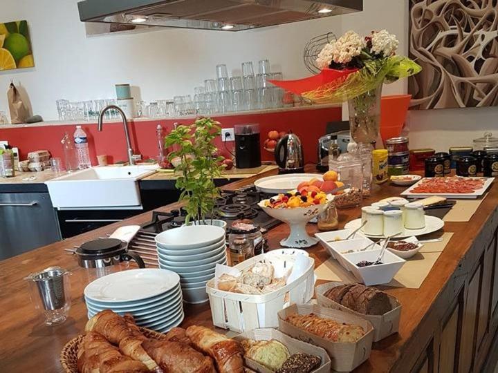 La Maison Des Marronniers Bed and Breakfast Uzès Εξωτερικό φωτογραφία