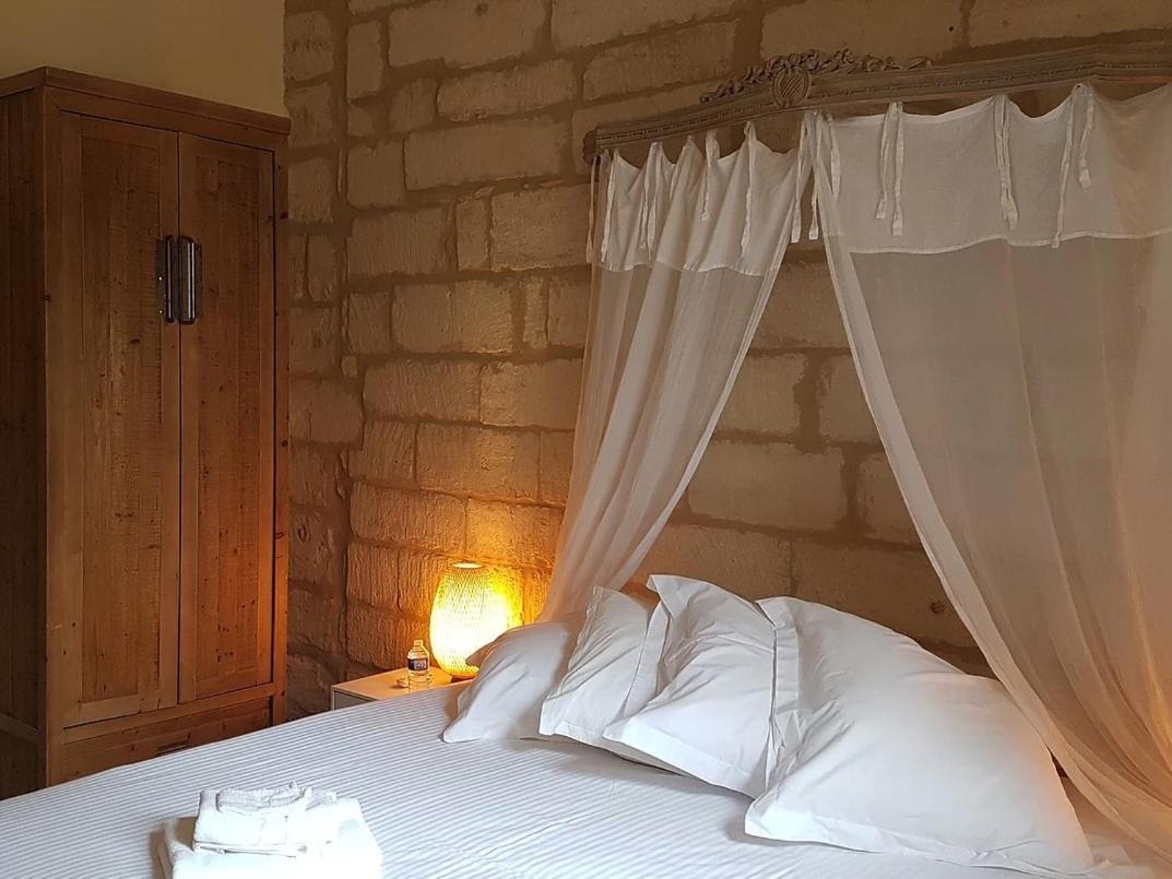 La Maison Des Marronniers Bed and Breakfast Uzès Δωμάτιο φωτογραφία